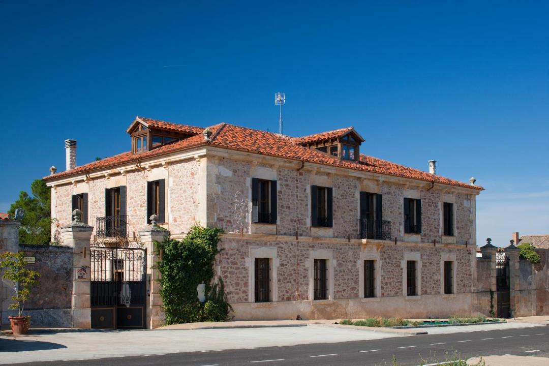 Photo of Buildings in Aldeanueva De La Serrezuela