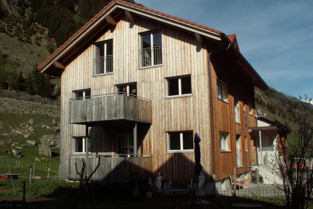 Photo of Buildings in Wassen