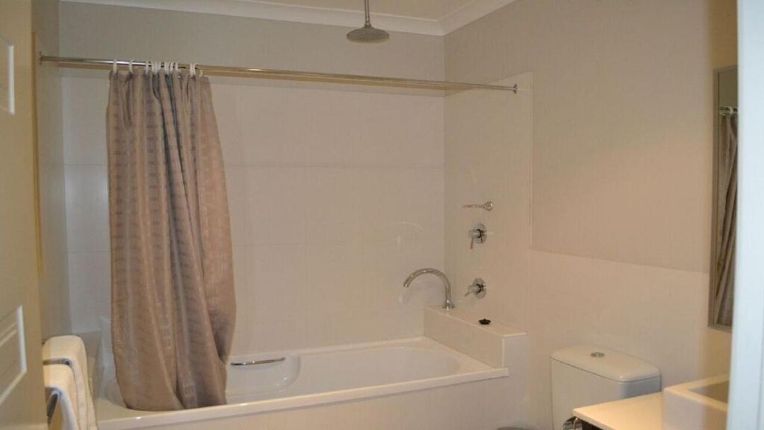 Photo of Bathroom in Mulwala