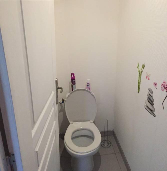 Photo of Bathroom in Neuilly-la-Foret