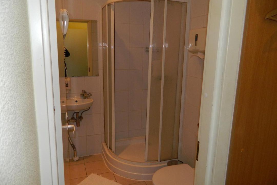 Photo of Bathroom in Kurortny District