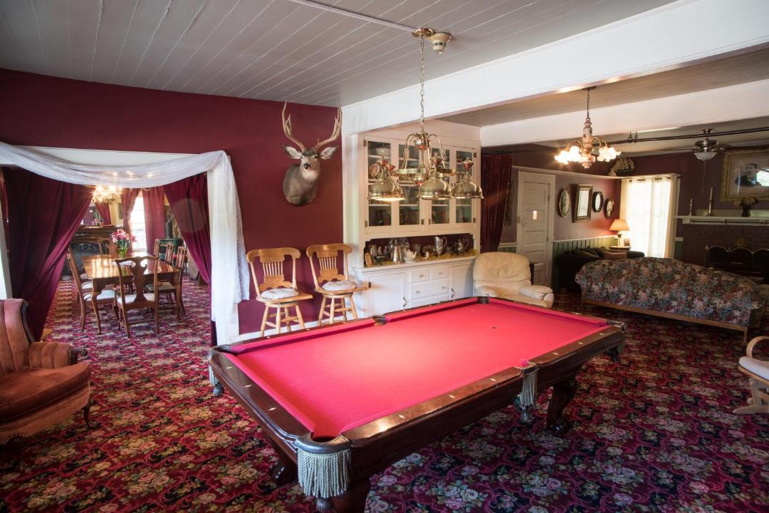 Photo of Livingroom in Avery