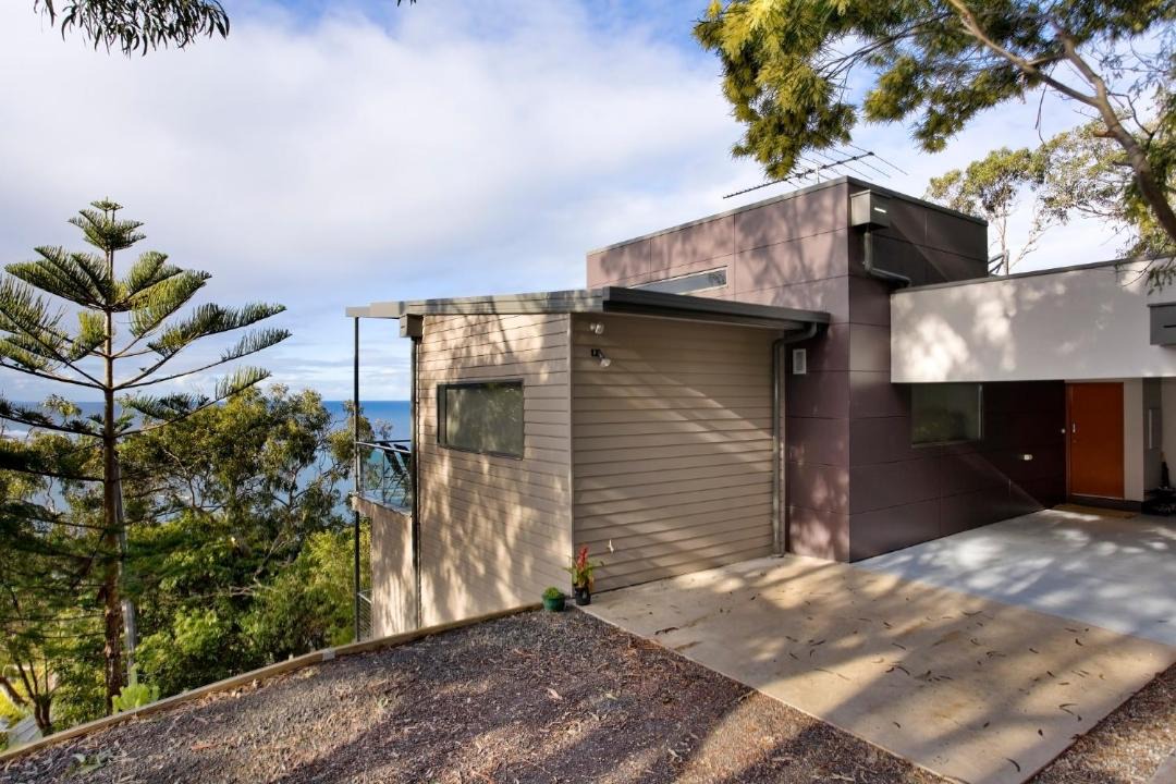 Photo of Buildings in Wye River