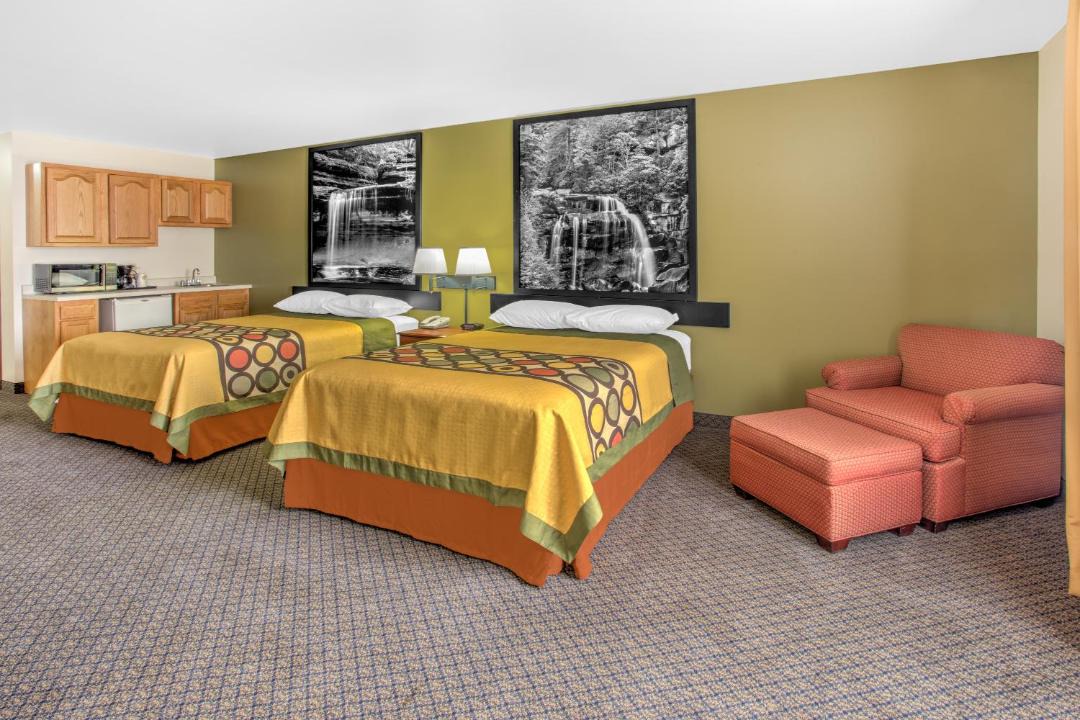 Photo of Livingroom in Galva