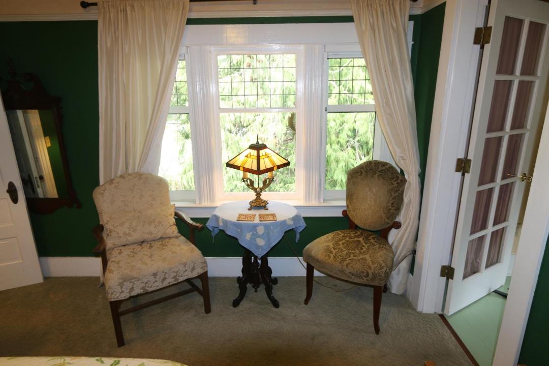 Photo of Others in Eastsound