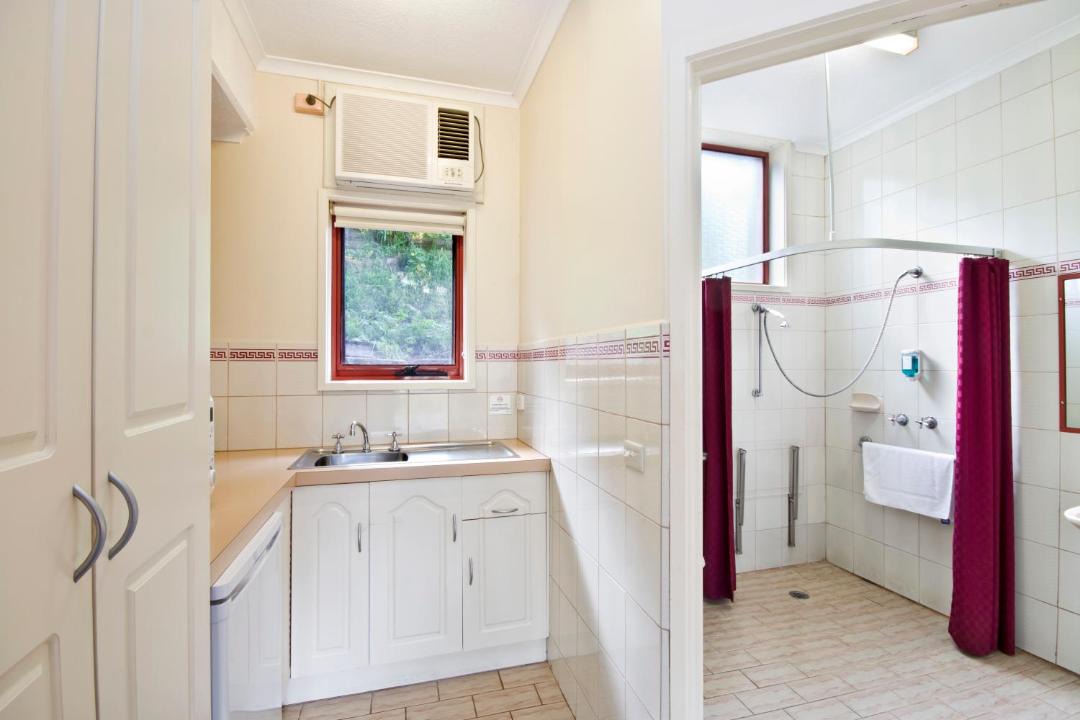 Photo of Others in Lorne