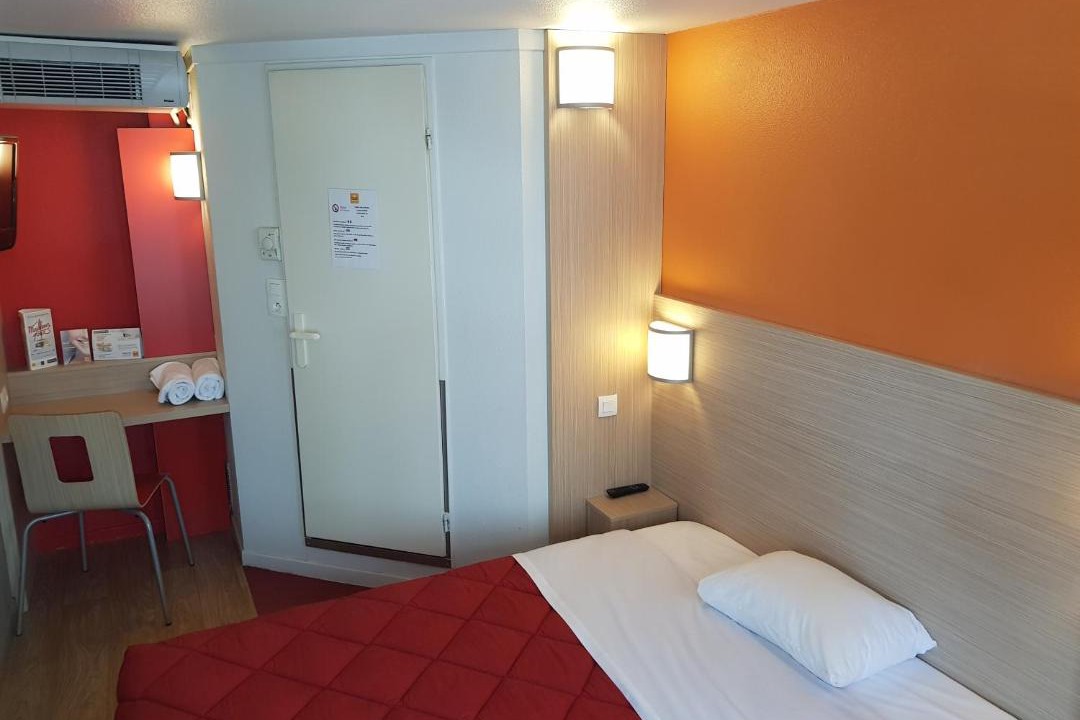 Photo of Others in La Demi - Lune