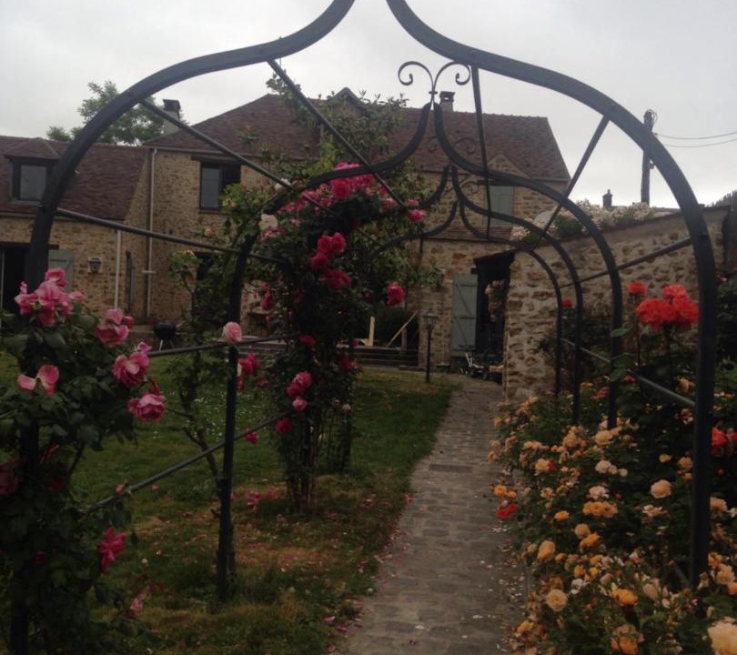 Photo of Buildings in Saint Germain les Arpajon