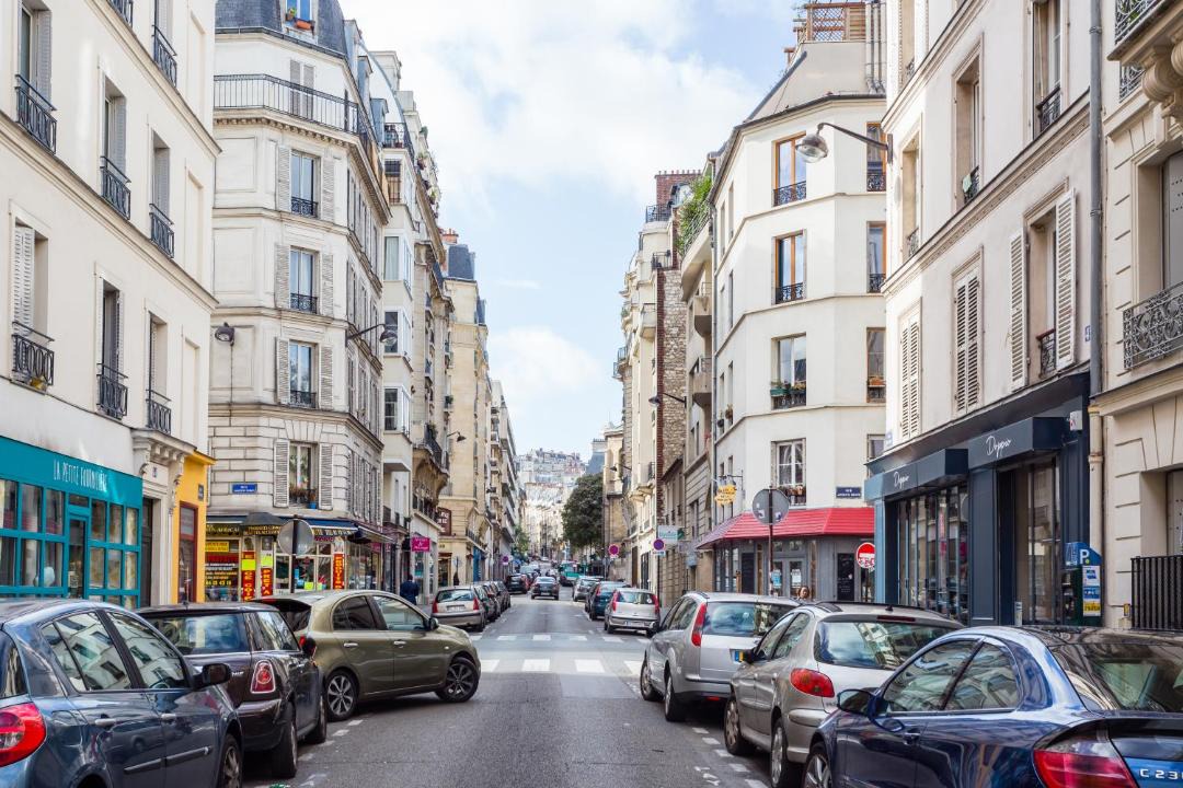 Photo of Buildings in 18th Arrondissement