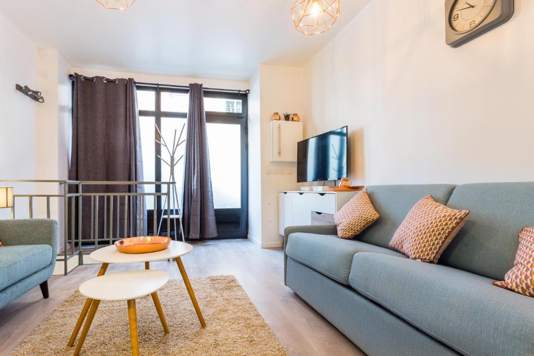 Photo of Livingroom in 18th Arrondissement
