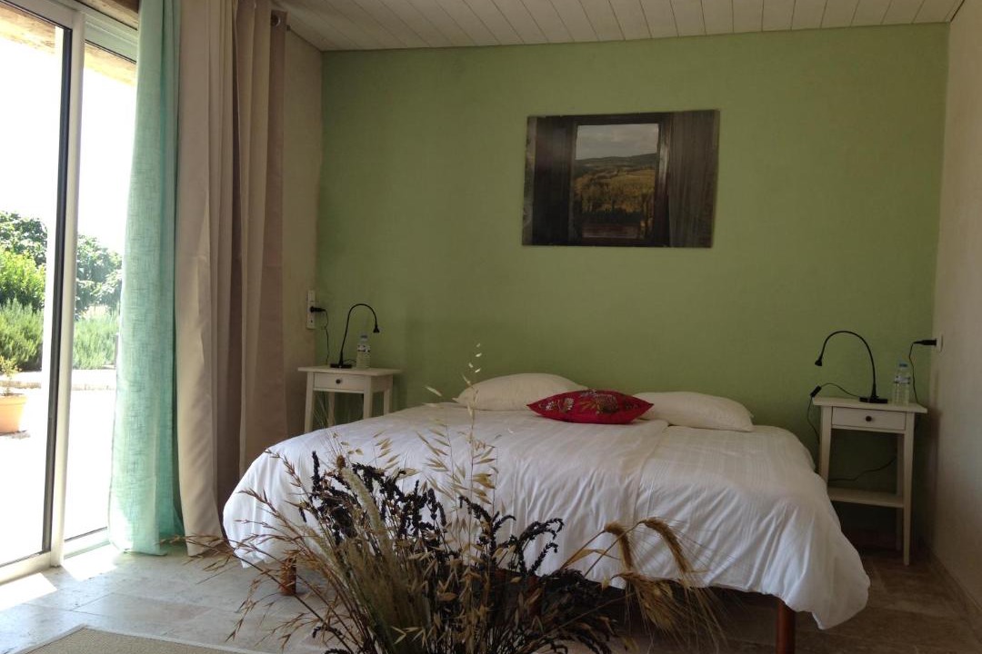 Photo of Bedroom in Lamotte-du-Rhone