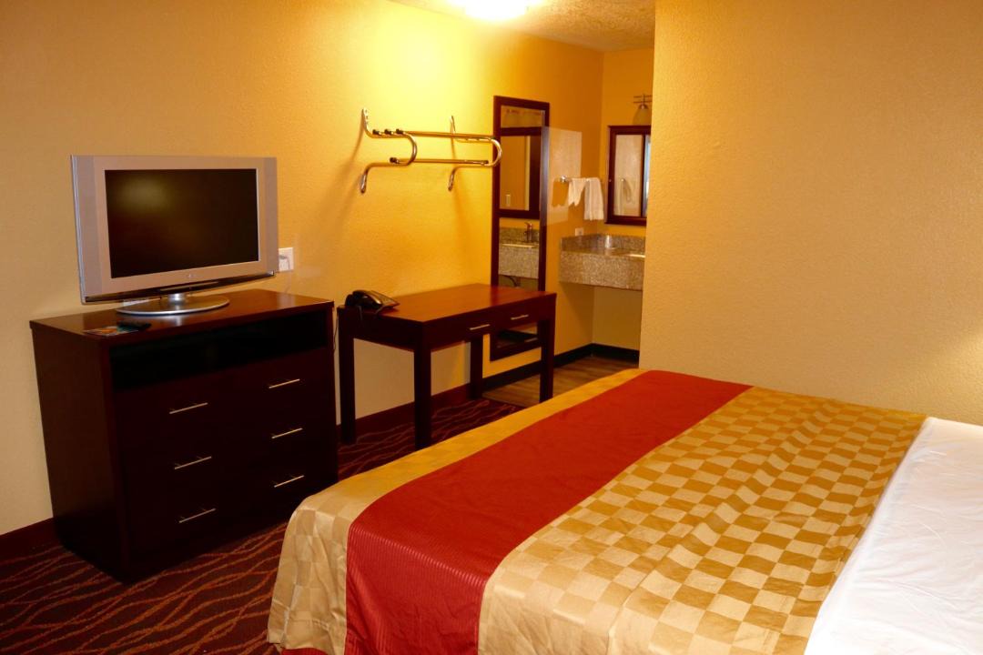 Photo of Bedroom in Salem