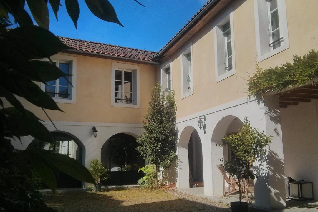 Photo of Others in Garlin