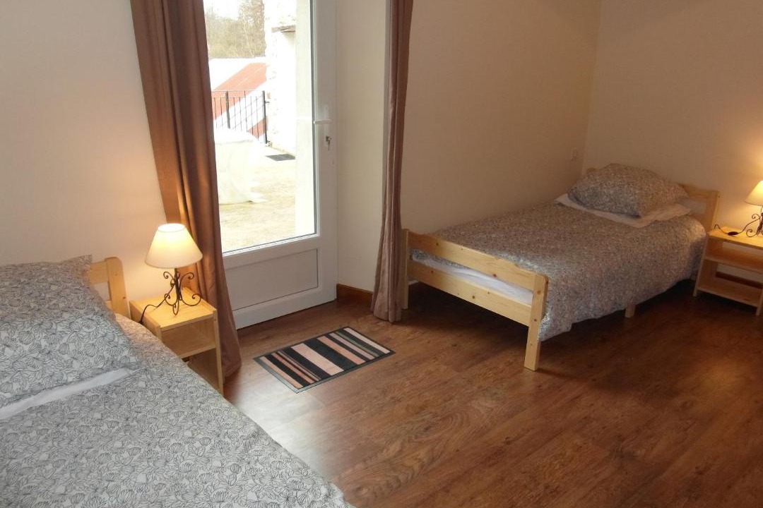 Photo of Bedroom in Verneuil