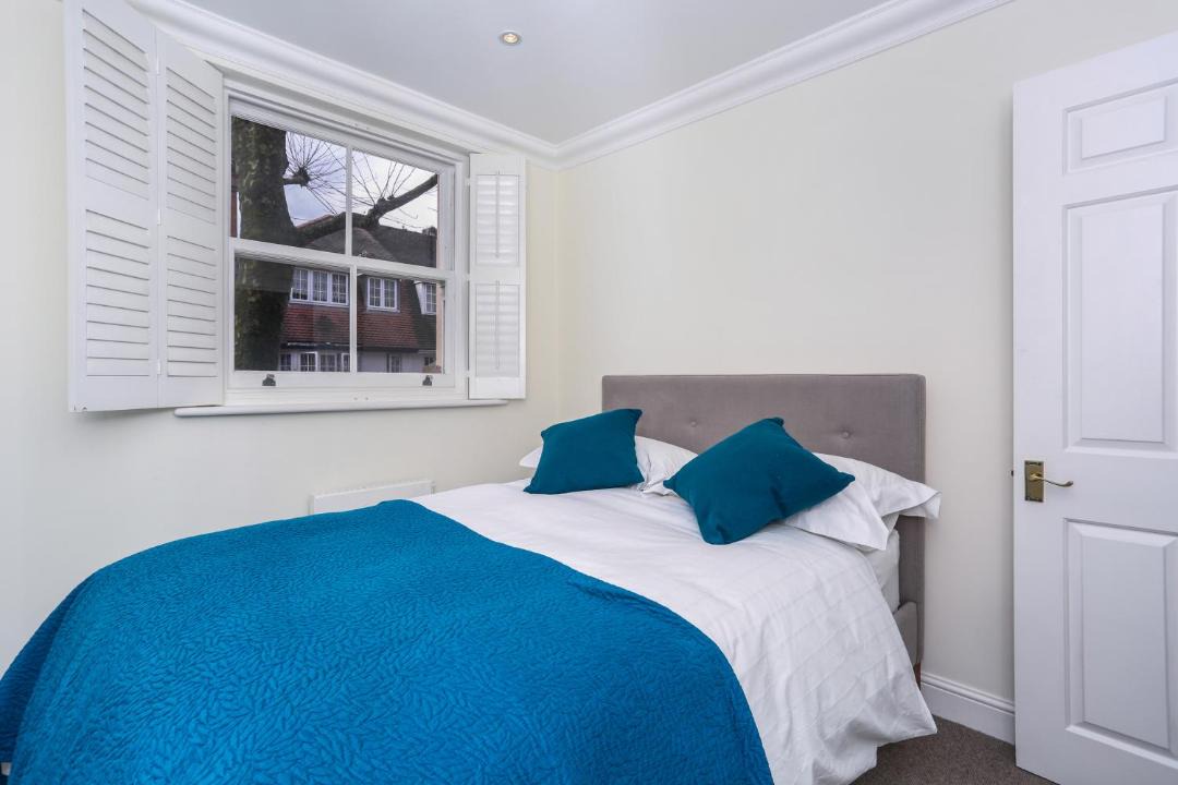 Photo of Bedroom in Earl's Court