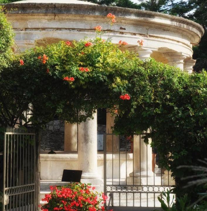 Photo of Others in Grignan