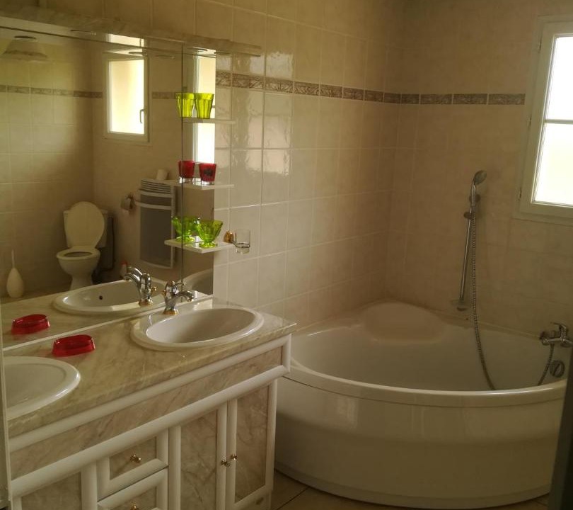 Photo of Bathroom in Lussac