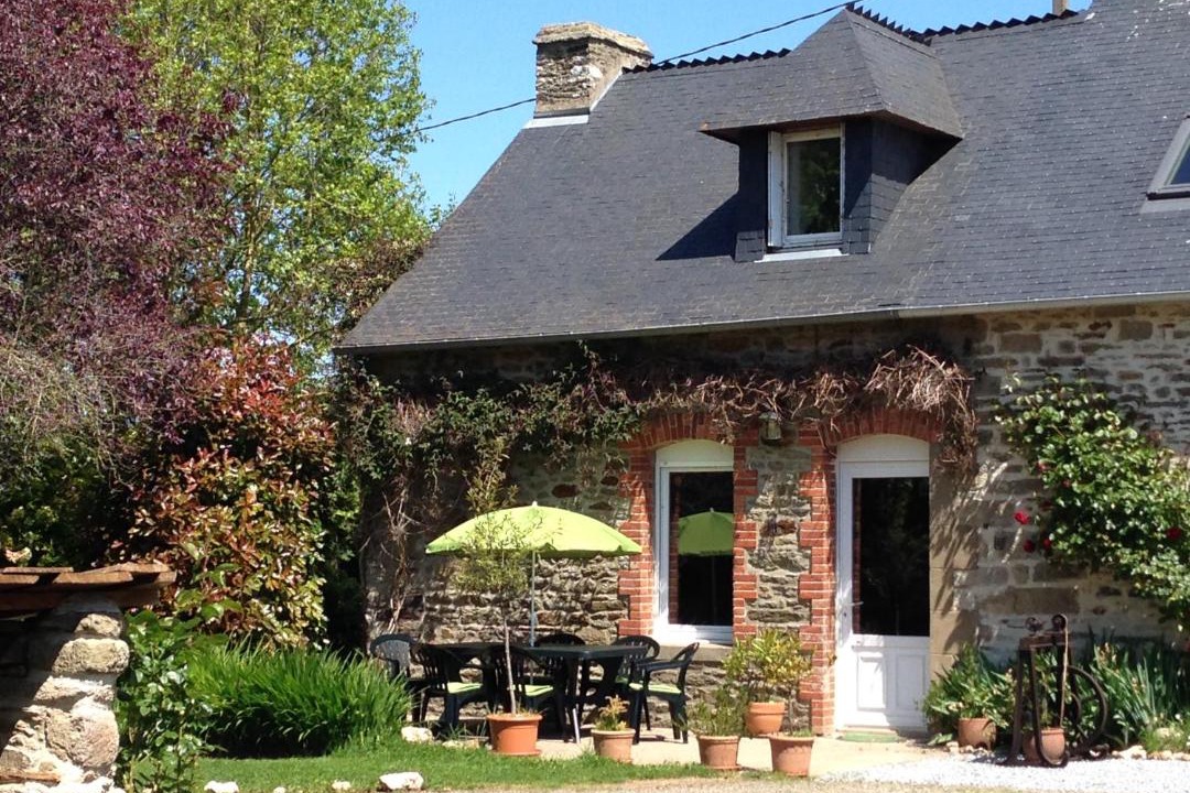 Photo of Others in La Croix-Hellean