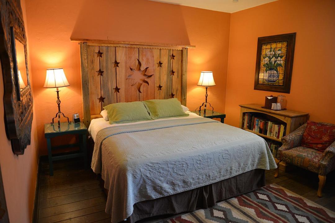 Photo of Bedroom in Winslow