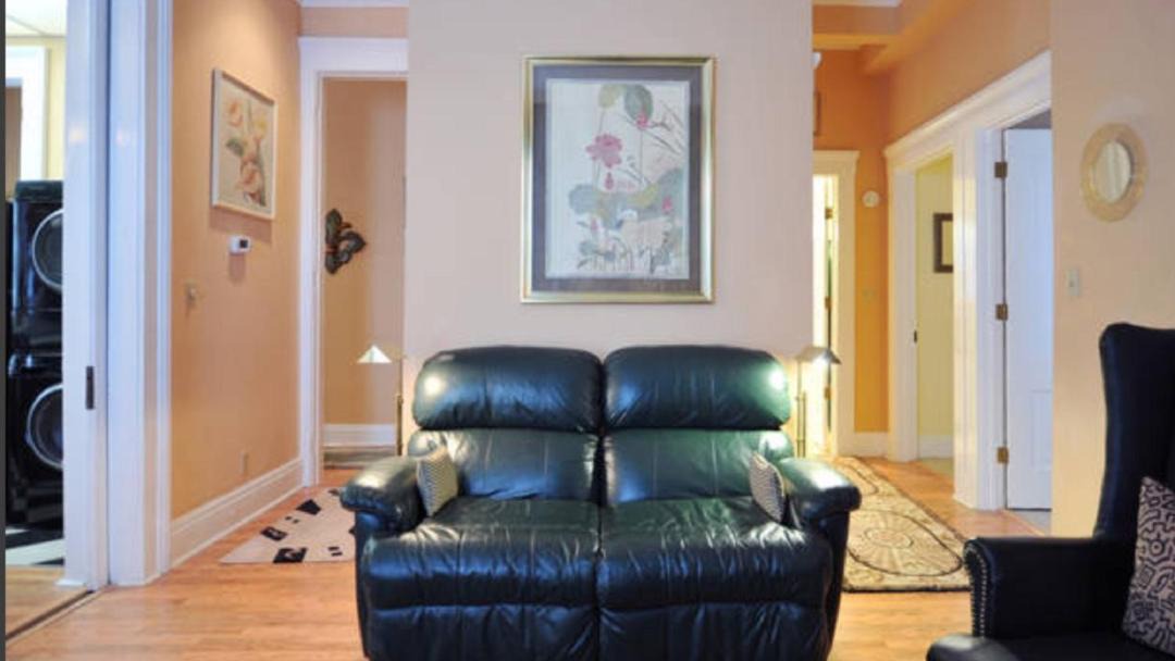 Photo of Livingroom in Old Louisville