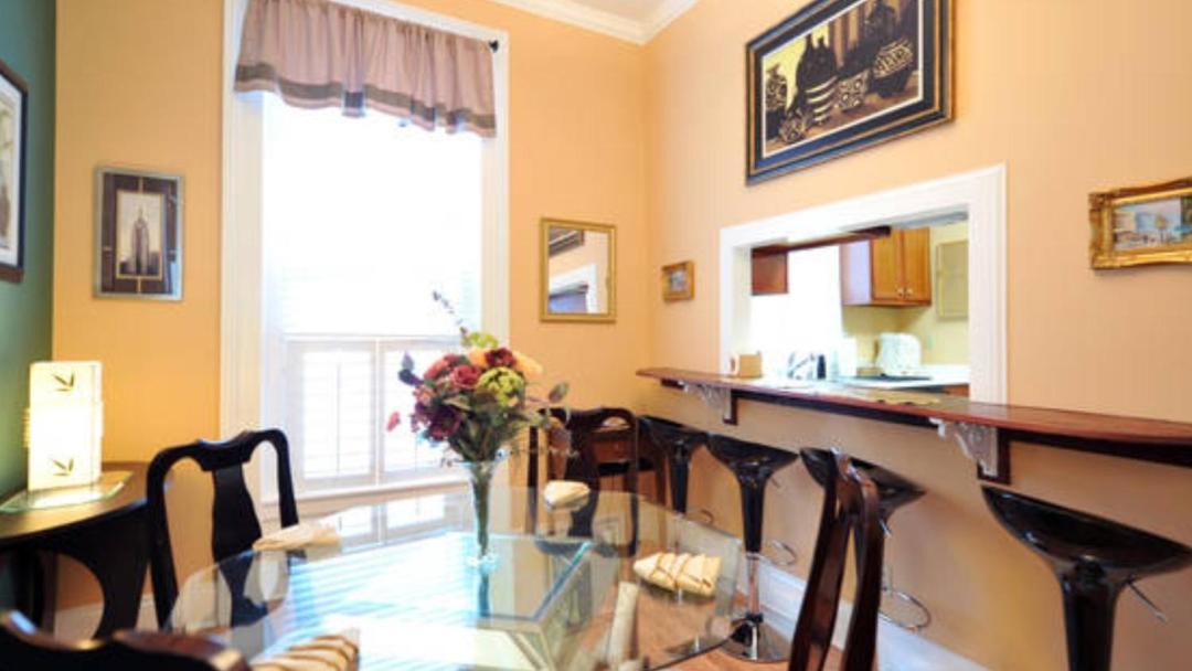 Photo of Livingroom in Old Louisville