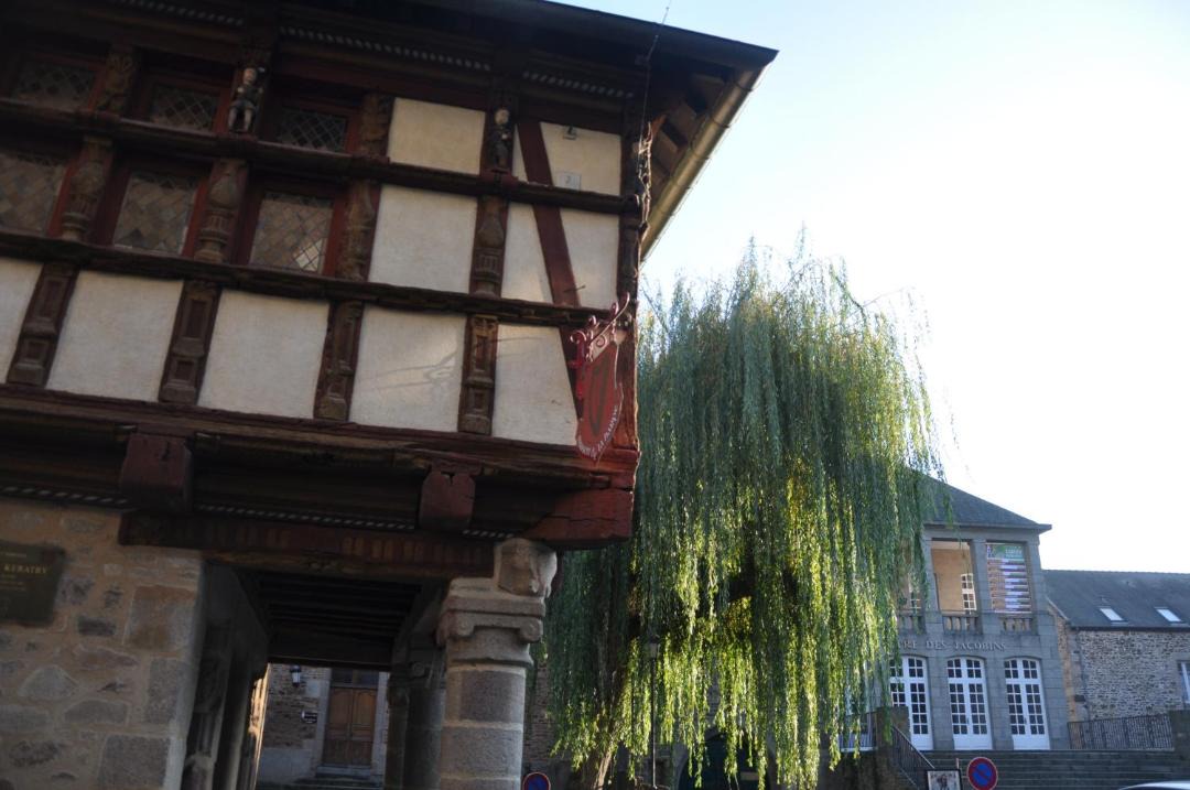 Photo of Others in Dinan