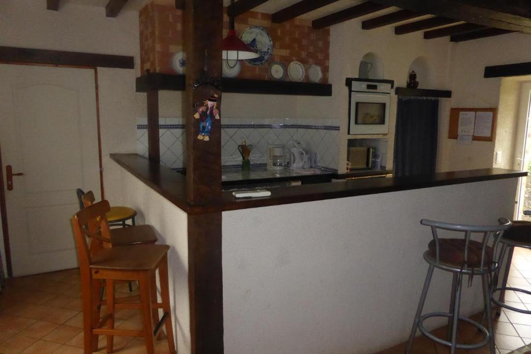 Photo of Others in Vivoin