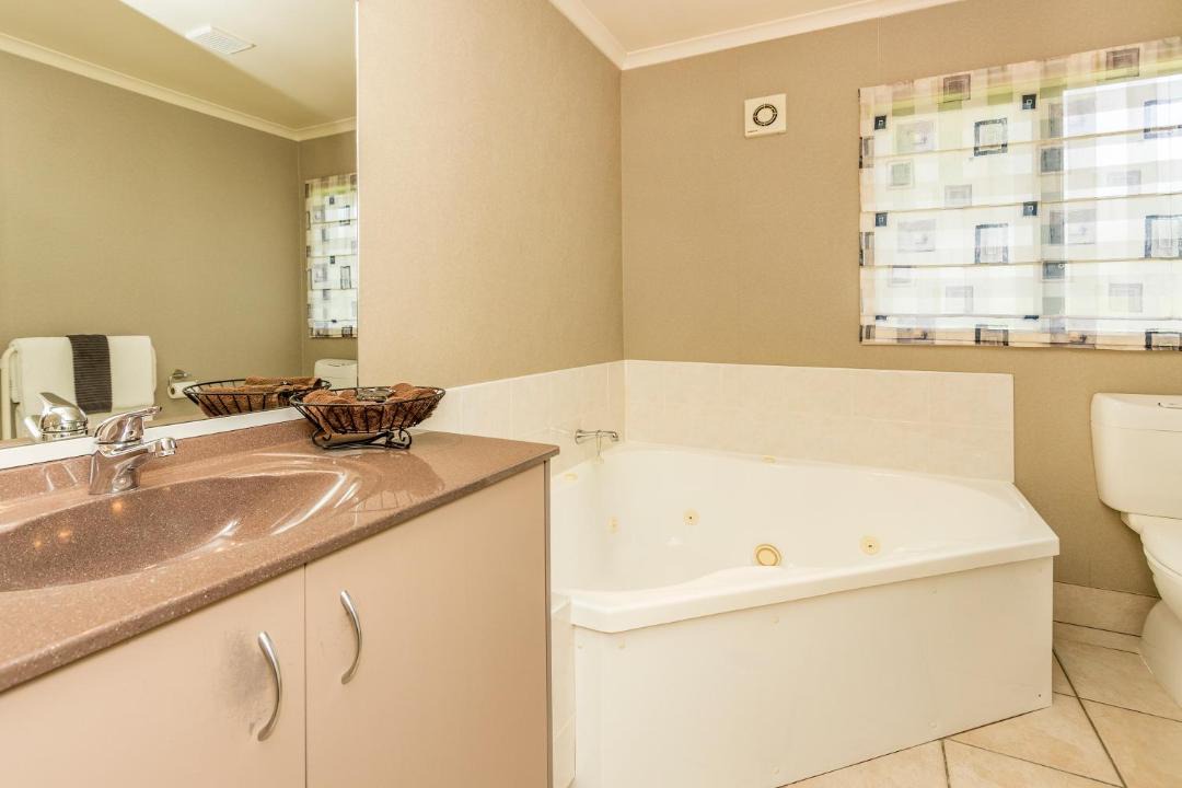 Photo of Bathroom in Porirua