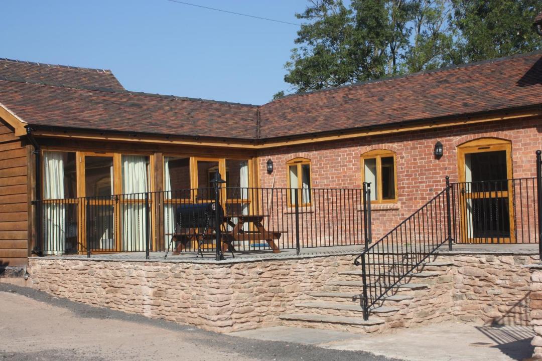 Photo of Others in Little Cowarne