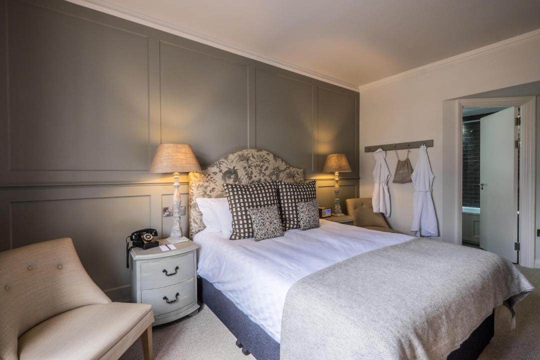 Photo of Bedroom in Kew