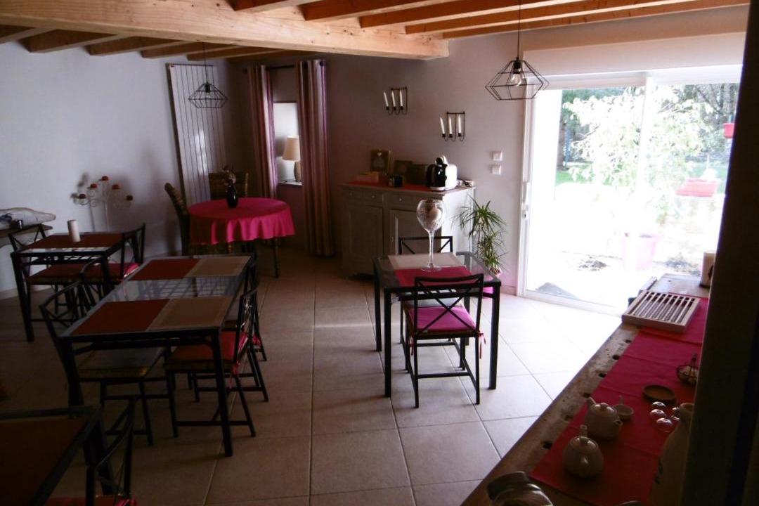 Photo of Others in Venerand