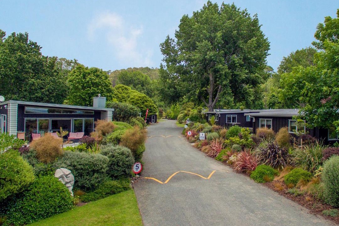 Photo of Others in Cooks Beach