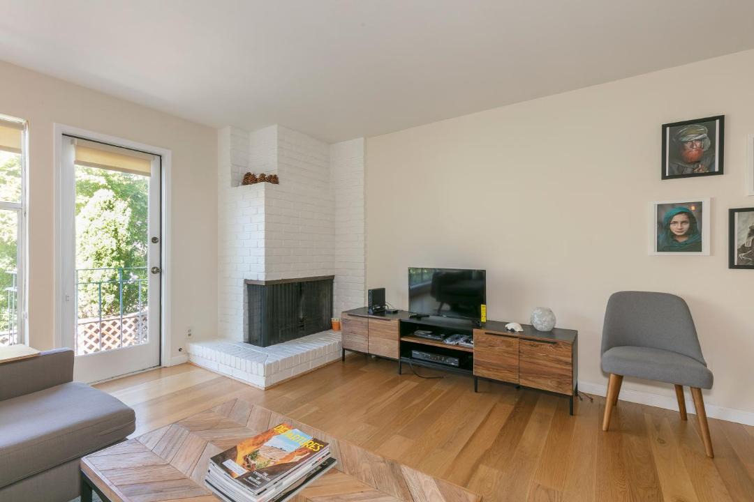 Photo of Livingroom in Pacific Heights