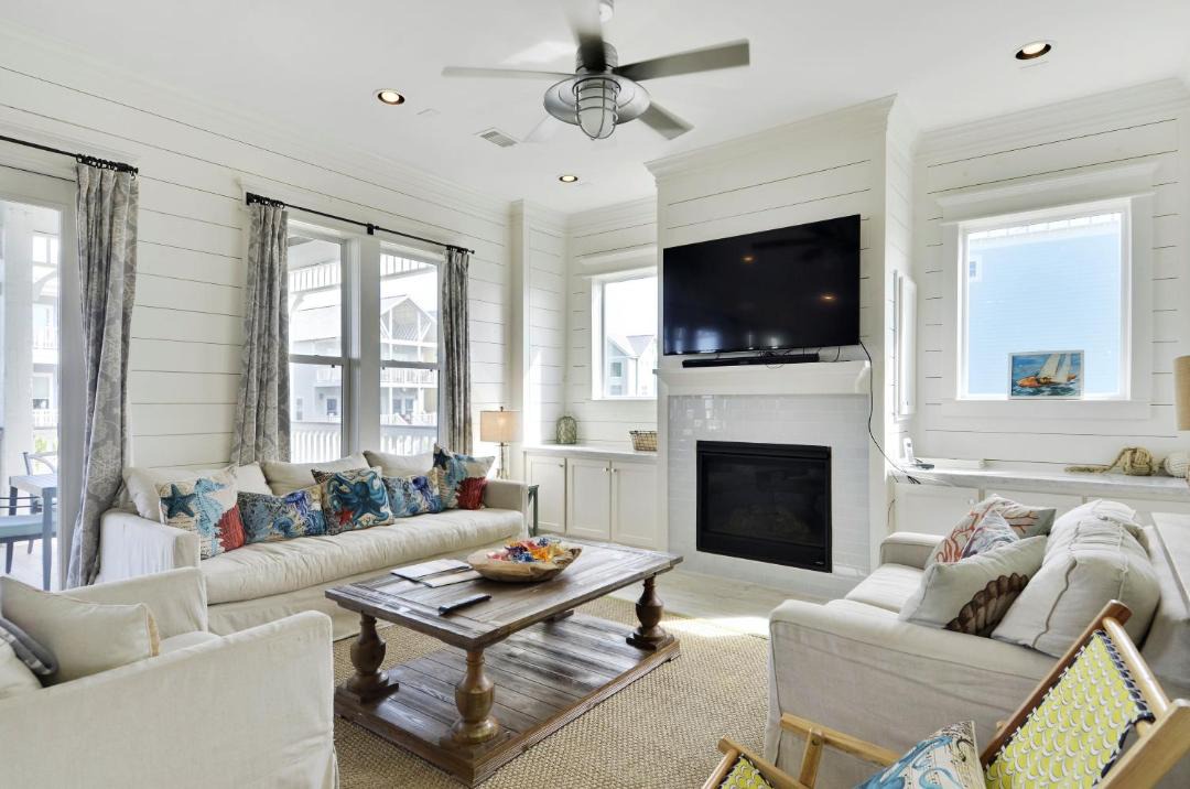 Photo of Livingroom in Beachside Village