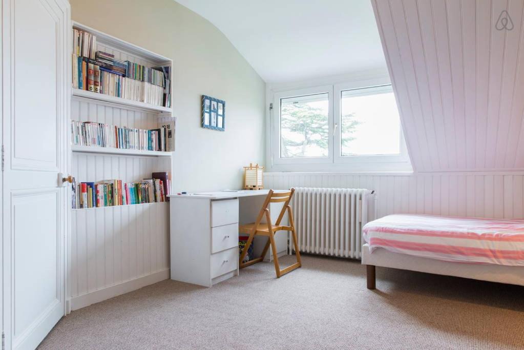 Photo of Bedroom in Waldeck-Sully