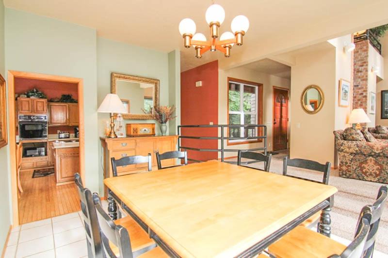 Photo of Livingroom in Otter Rock