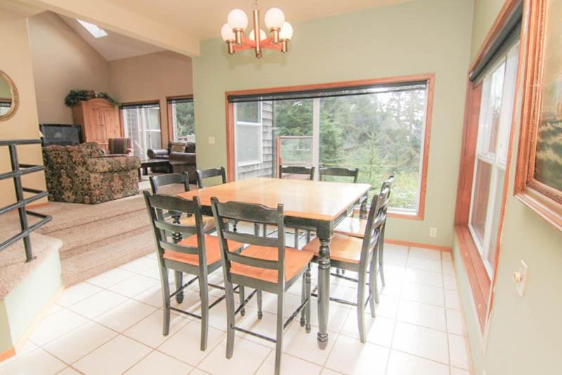 Photo of Livingroom in Otter Rock