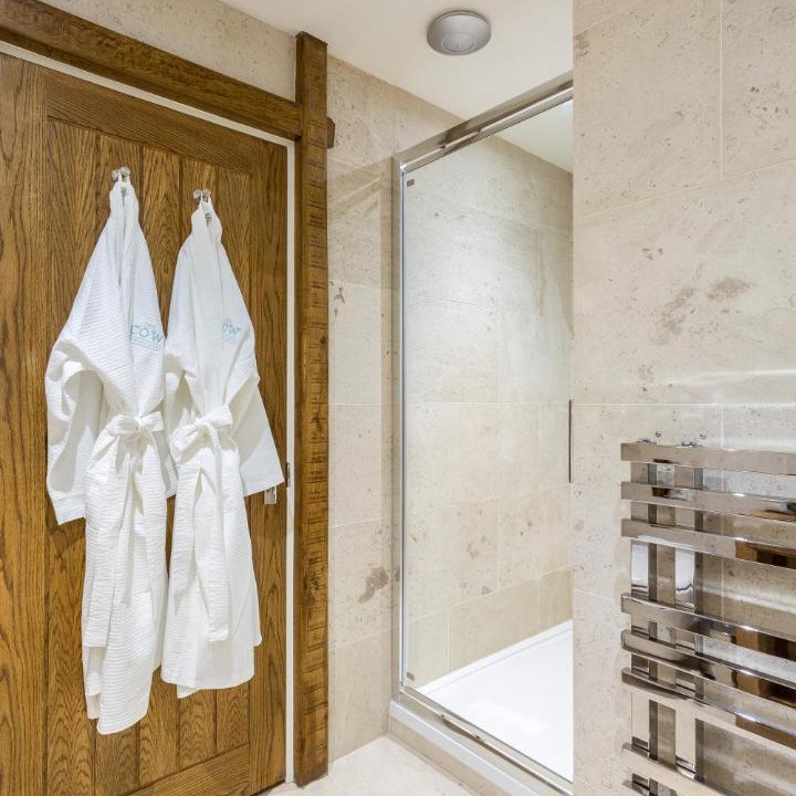 Photo of Others in Dalbury Lees