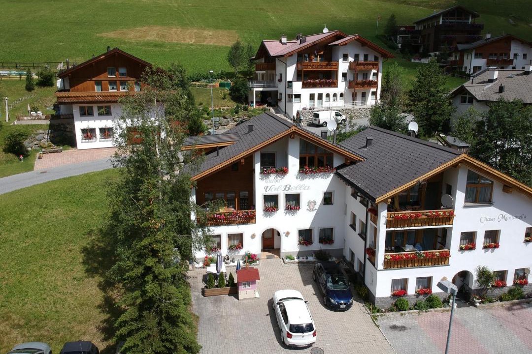 Photo of Others in Ravaisch