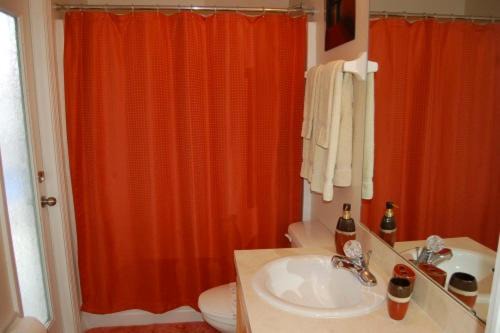 Photo of Bathroom in Sandy Ridge