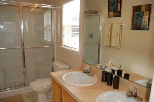 Photo of Bathroom in Sandy Ridge