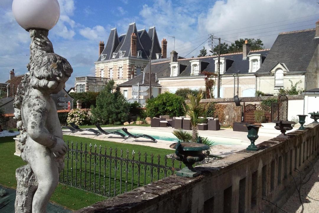 Photo of Others in Neuille-le-Lierre