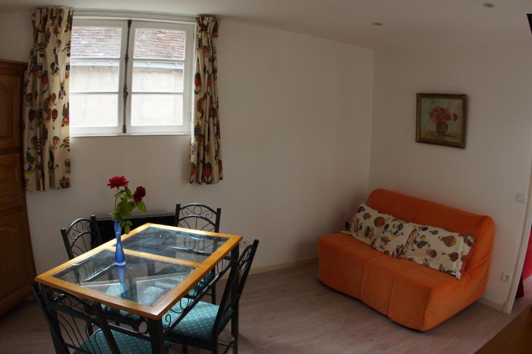 Photo of Others in Neuille-le-Lierre