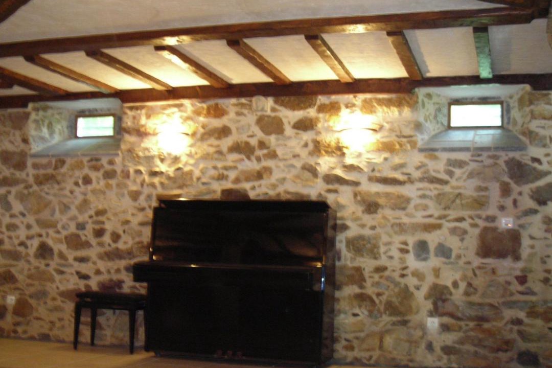 Photo of Others in Clarac