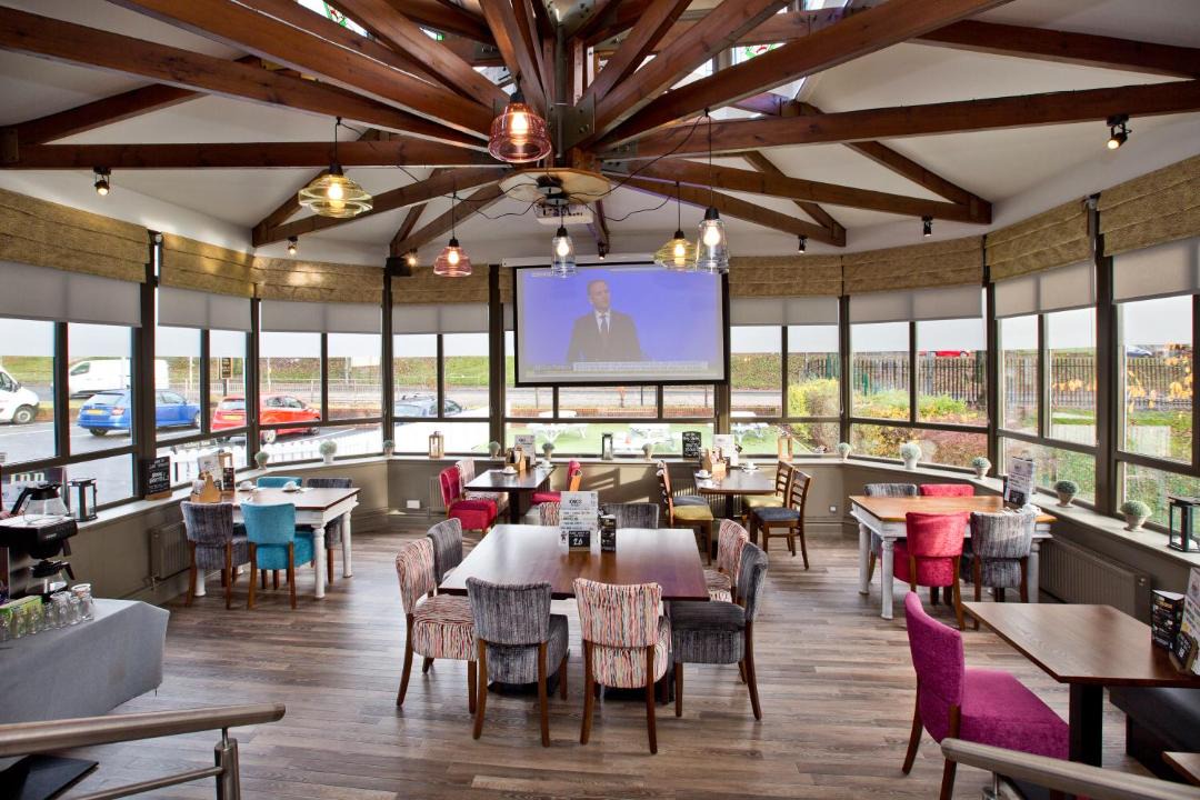 Photo of Livingroom in Hawkhead