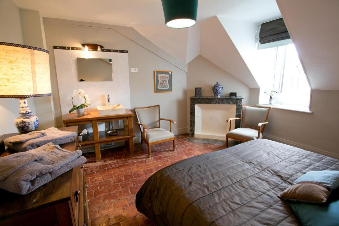 Photo of Others in Etaule