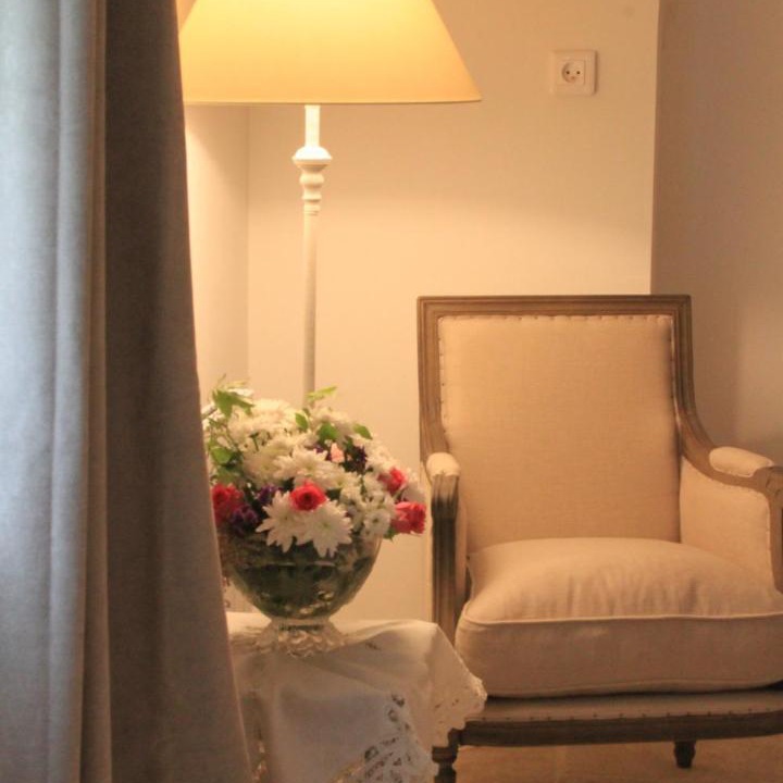 Photo of Others in Lamanon