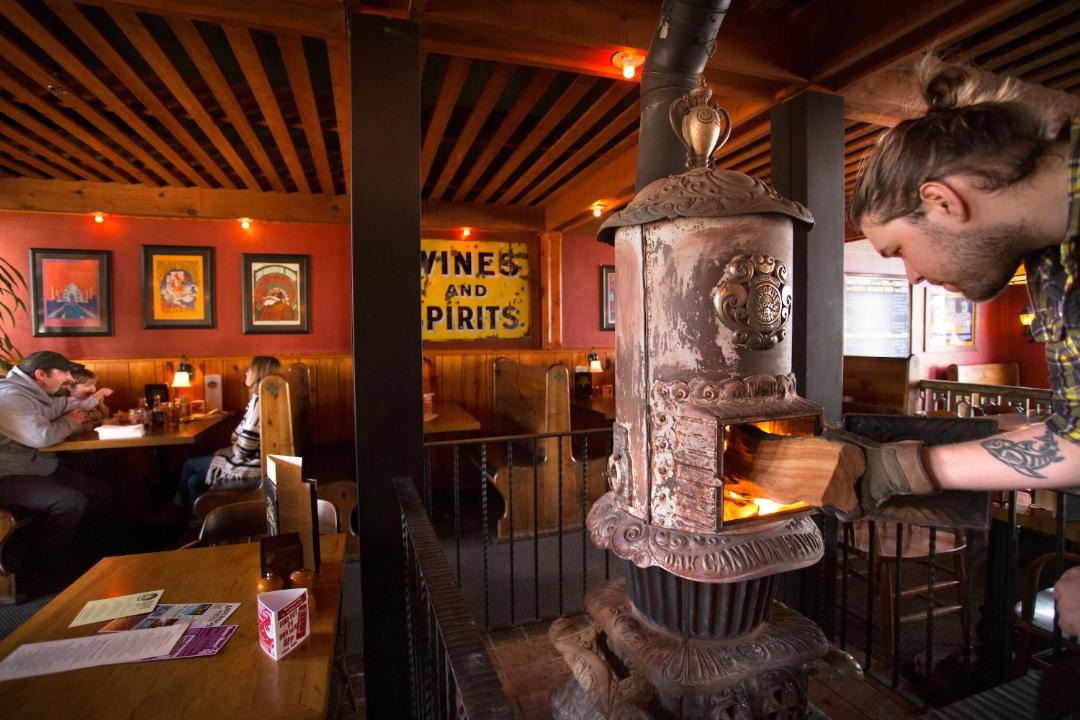 Photo of Livingroom in Old Bend