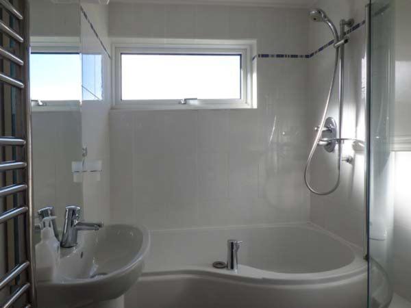 Photo of Bathroom in Trebetherick