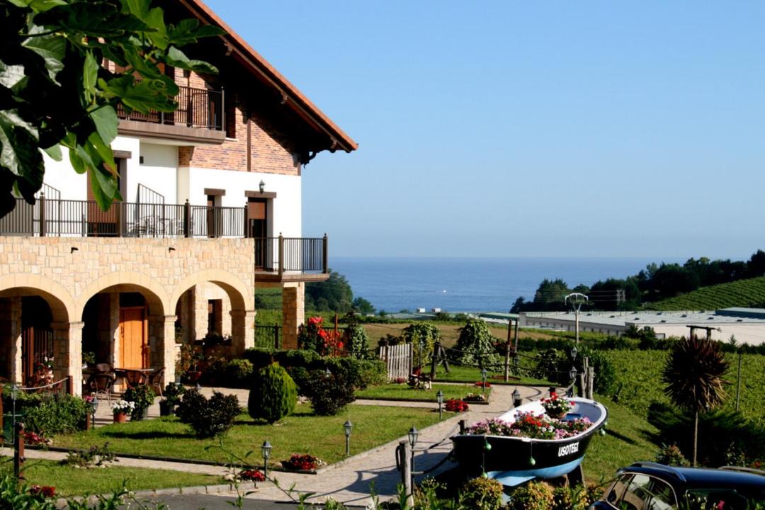 Photo of Others in Getaria